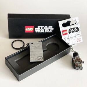LEGO Star Wars 854124 Mandalorian Keychain & 5007403 Beskar Keychain UNOPENED